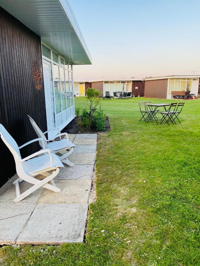 Hotel 30 Granada Selsey Exterior foto